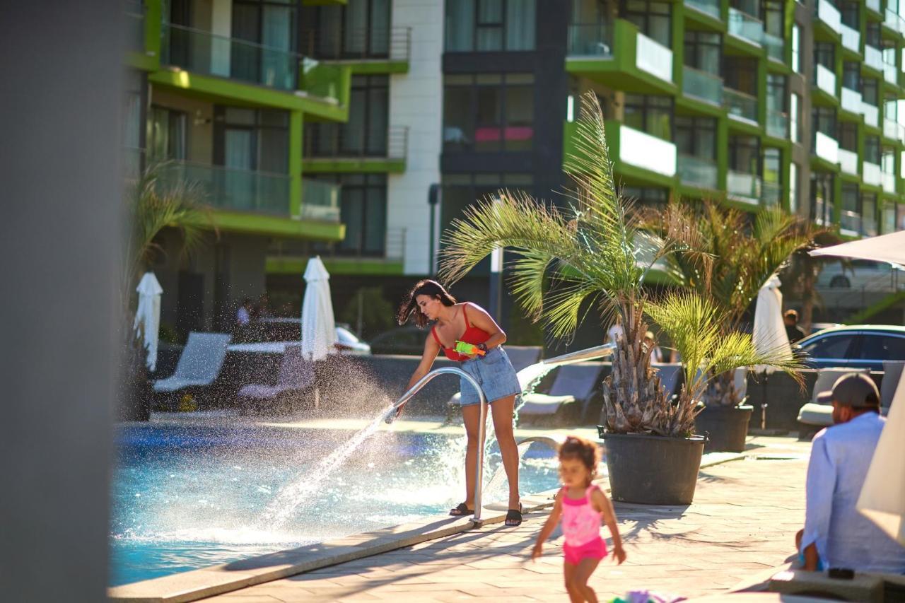 Melisea Aparthotel Pool & Spa Mamaia Nord Năvodari المظهر الخارجي الصورة